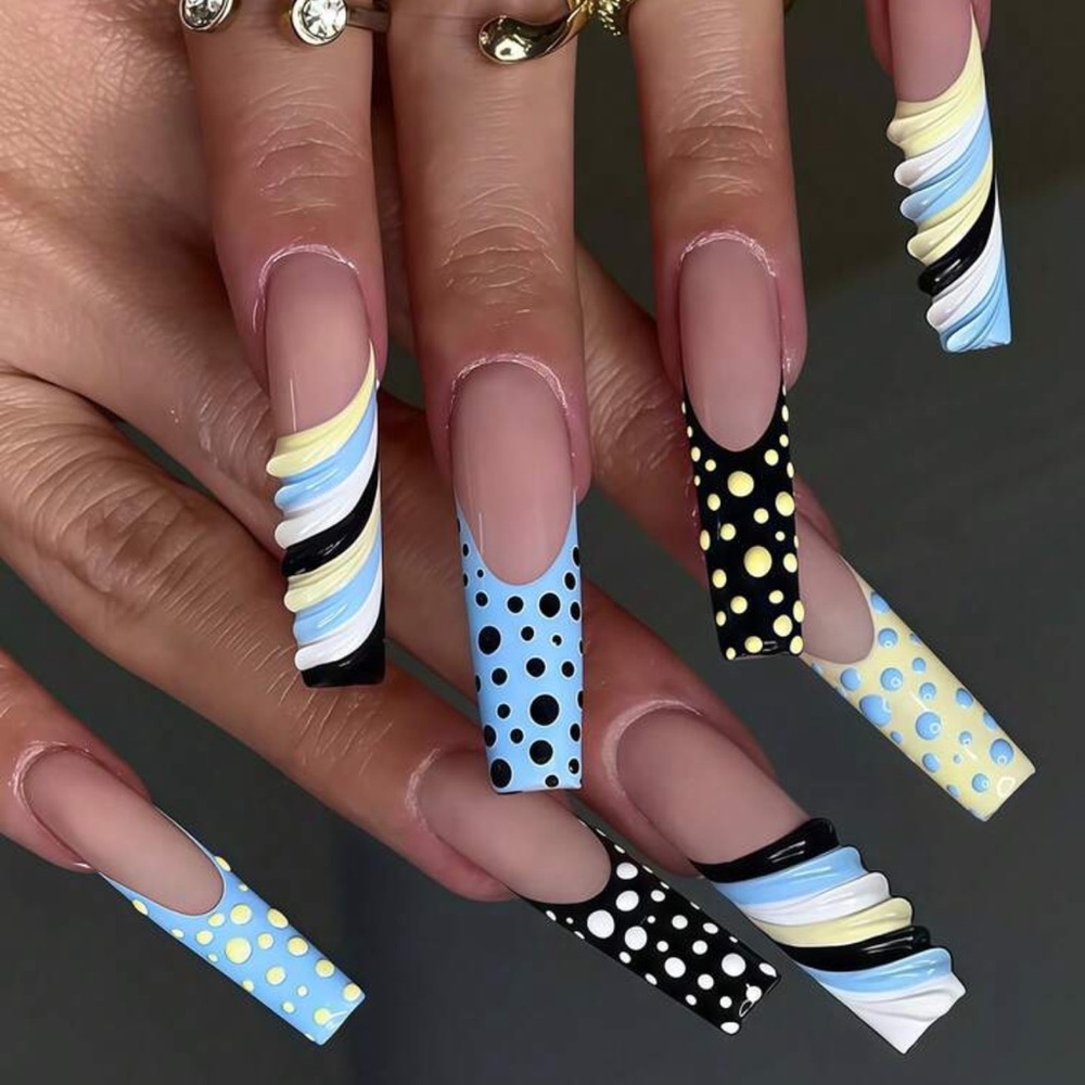 24pc Press On Nail Set from the Nail Bar 💅